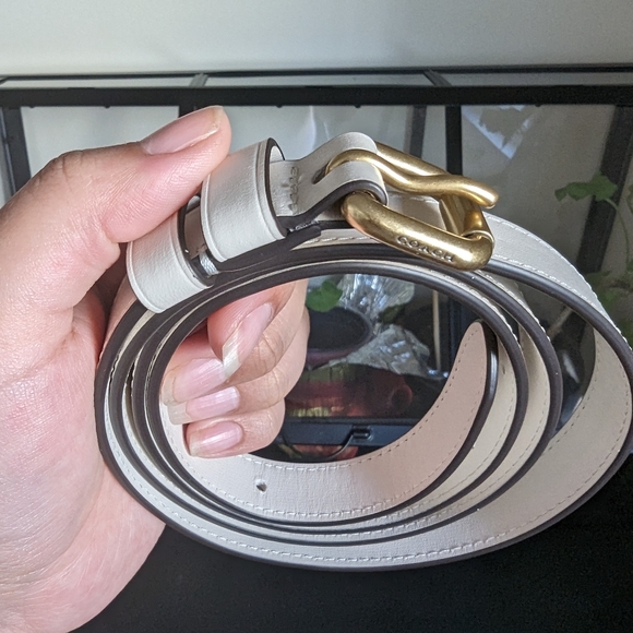 ❌SOLD❌HUTTON BELT BAG WITH QUILTING - Picture 6 of 8